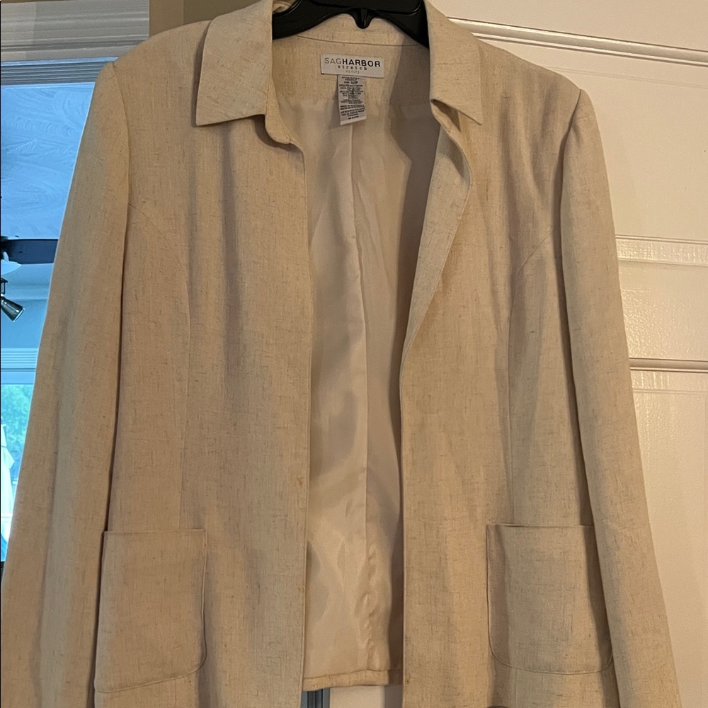 Sag Harbor Women's Beige Blazer